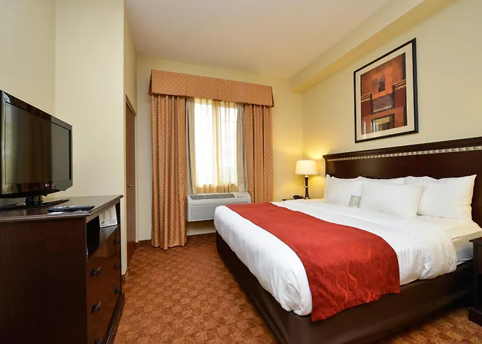 Comfort Suites Eugene