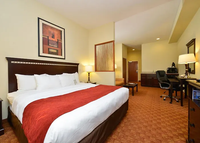Comfort Suites Eugene