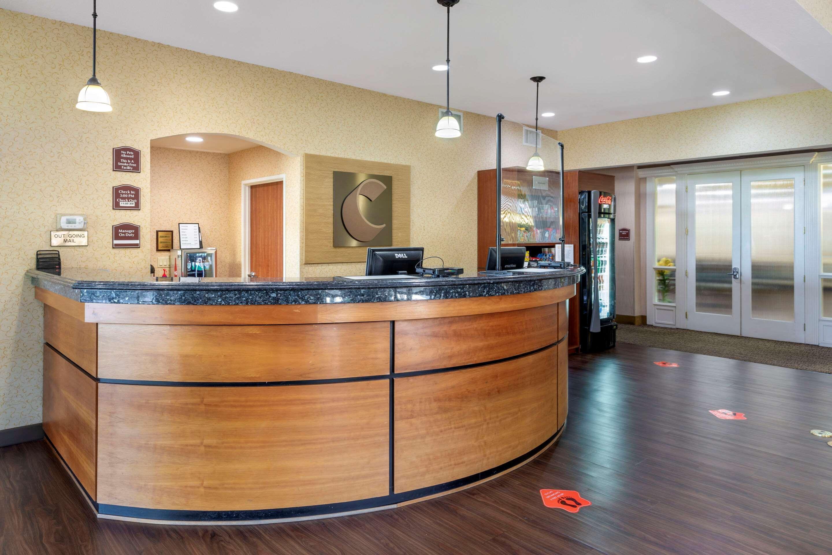 Comfort Hotel 3*